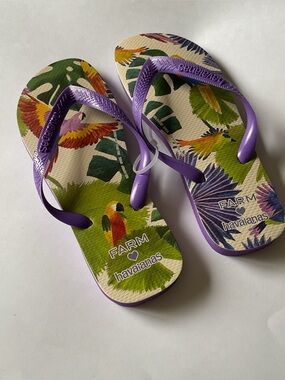 HAVAIANAS X FARM RIO TROPICAL COPACABANA PASSAROS FLIP FLOPS PURPLE MENS 9/10